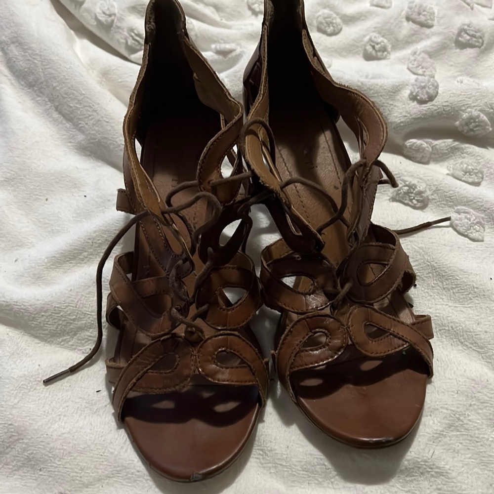 Luca ferry heeled sandals
